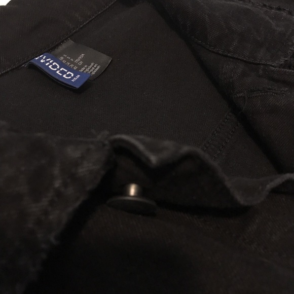 H&M black ripped jean jacket - Picture 2 of 3